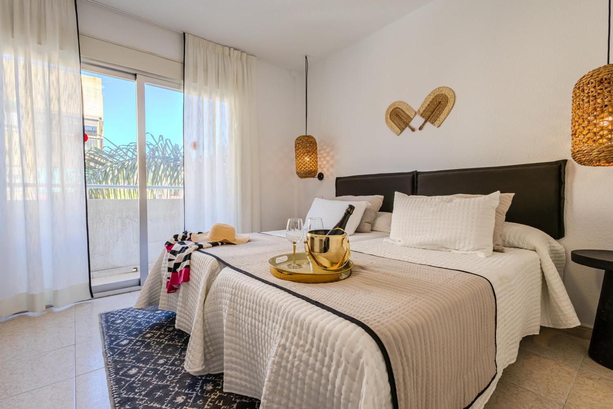 Hotel Olas De อัลมูเญการ์ ภายนอก รูปภาพ