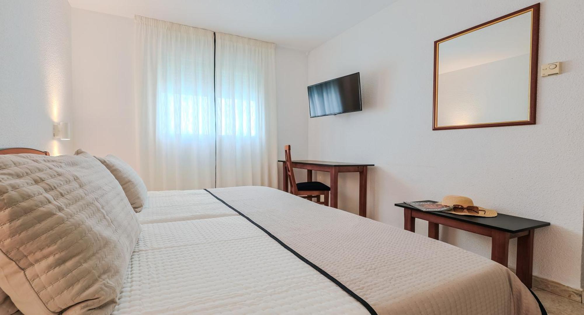 Hotel Olas De อัลมูเญการ์ ภายนอก รูปภาพ