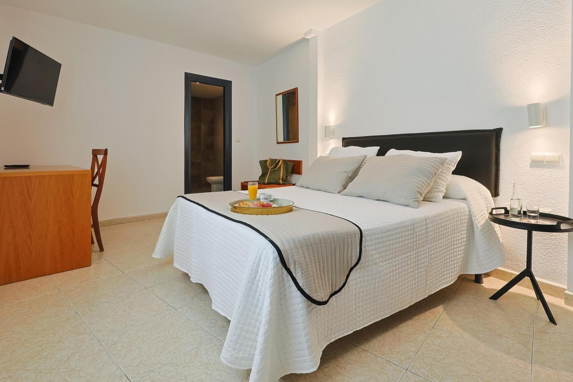 Hotel Olas De อัลมูเญการ์ ภายนอก รูปภาพ